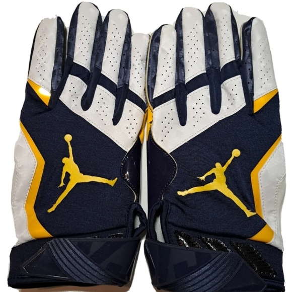 Nike Accessories Nike Air Jordan Vapor Knit Michigan Ncaa Football